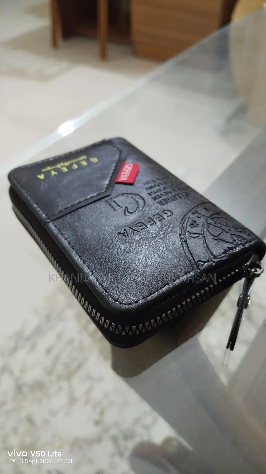We sell Premium Card Wallets at affordable prices in retail and wholesale.