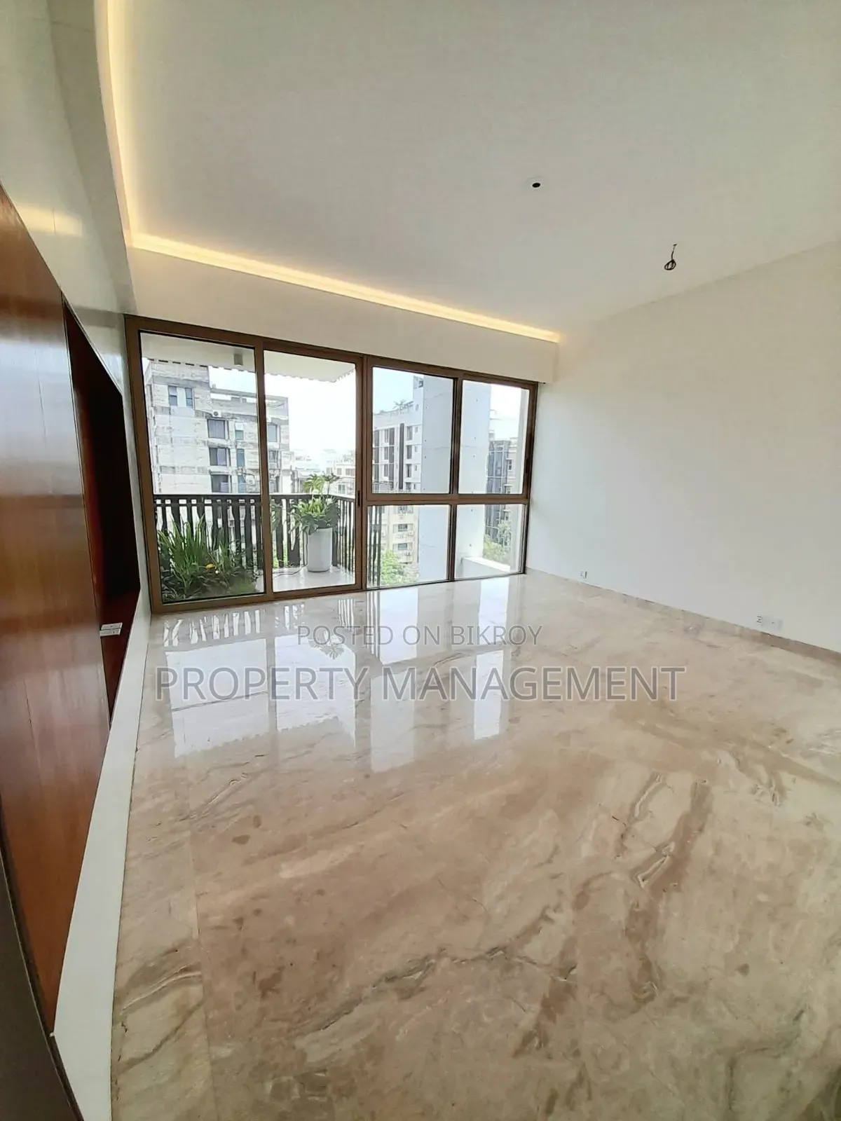 4 Bedroom Apartment in Baridhara for Rent