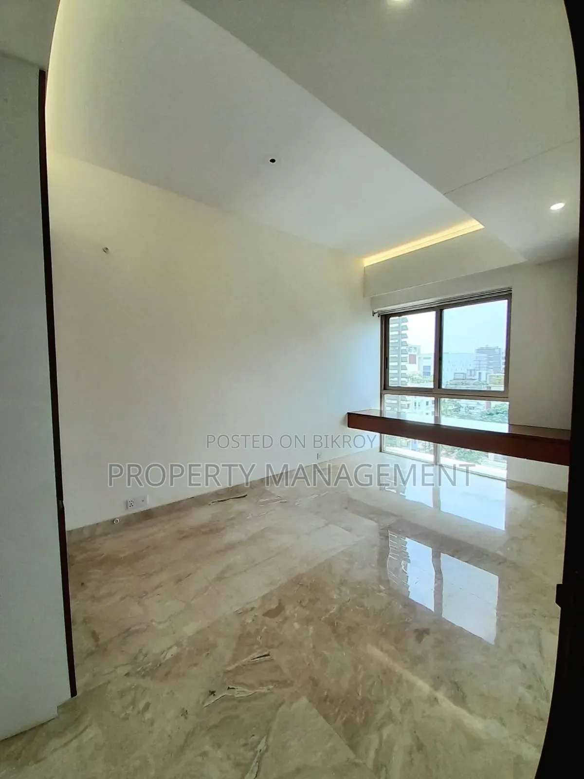 4 Bedroom Apartment in Baridhara for Rent