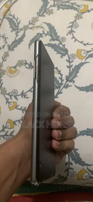 Tecno Camon 40 Pro 4G 256 GB Gray