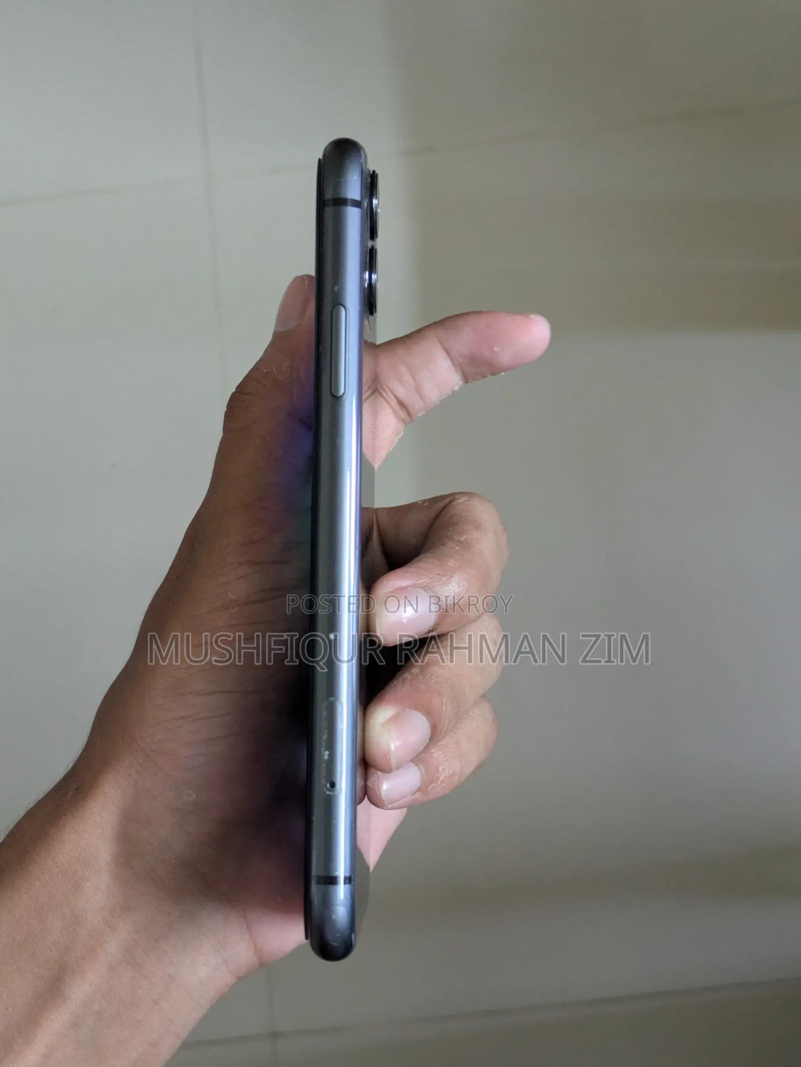 Apple iPhone 11 64 GB Black