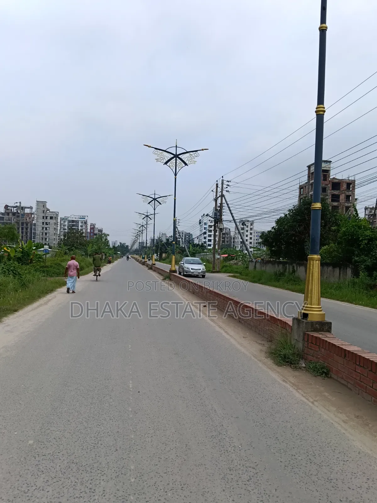 ব্লক-এন, দক্ষিণমুখী ৪+৪=৮ কাঠা প্লট বিক্রয়