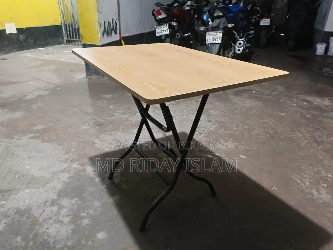 Folding Table