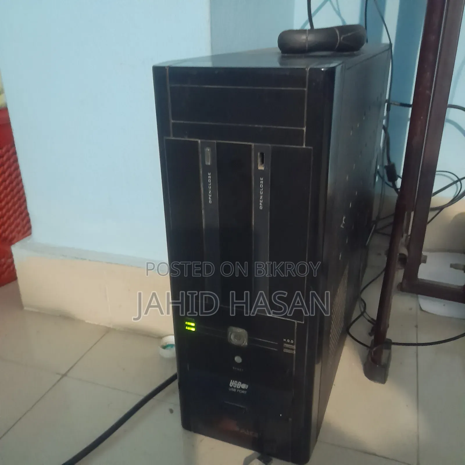 ডেস্কটপ কম্পিউটার গিগাবাইট ৪জিবি এসএসডি ১২৮জিবি
