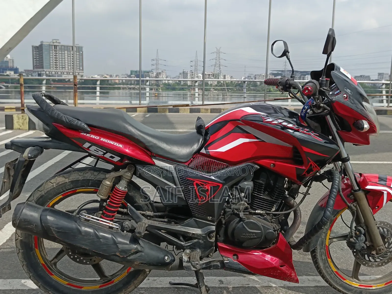 Hero Hunk 2024 Red