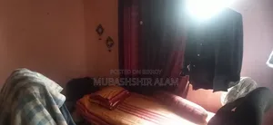 Single Bed / Wooden Bed for Sale – Good Condition