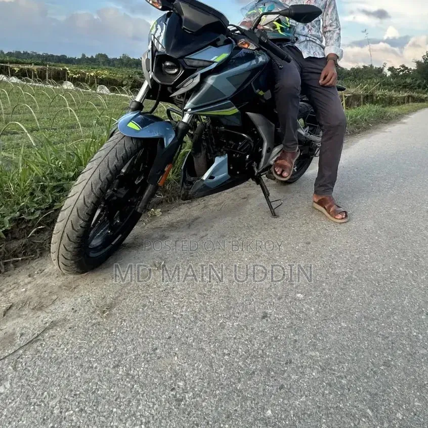 Bajaj Pulsar N160 2024 Blue