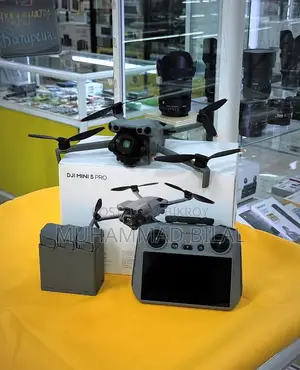 ORIGINAL DJI Mini 5 Pro Fly More Combo Plus 52 Min 3 Batteries