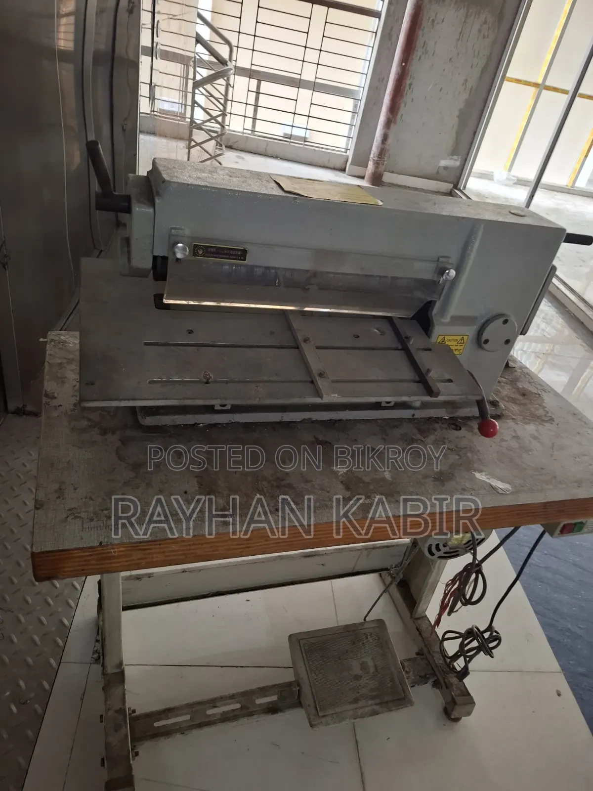 Legther Cutting Machine