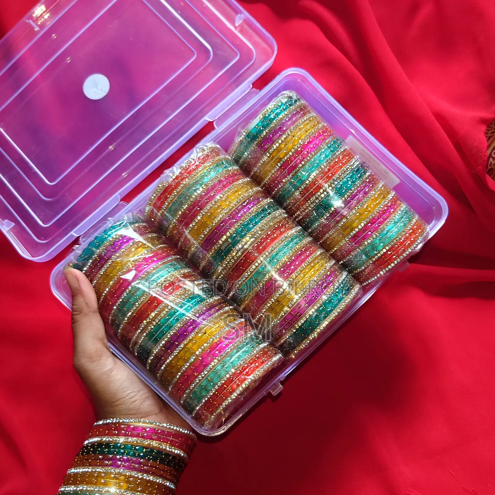 সুন্দর কালারফুল চুড়ি
