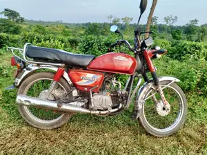Honda 2000 Red