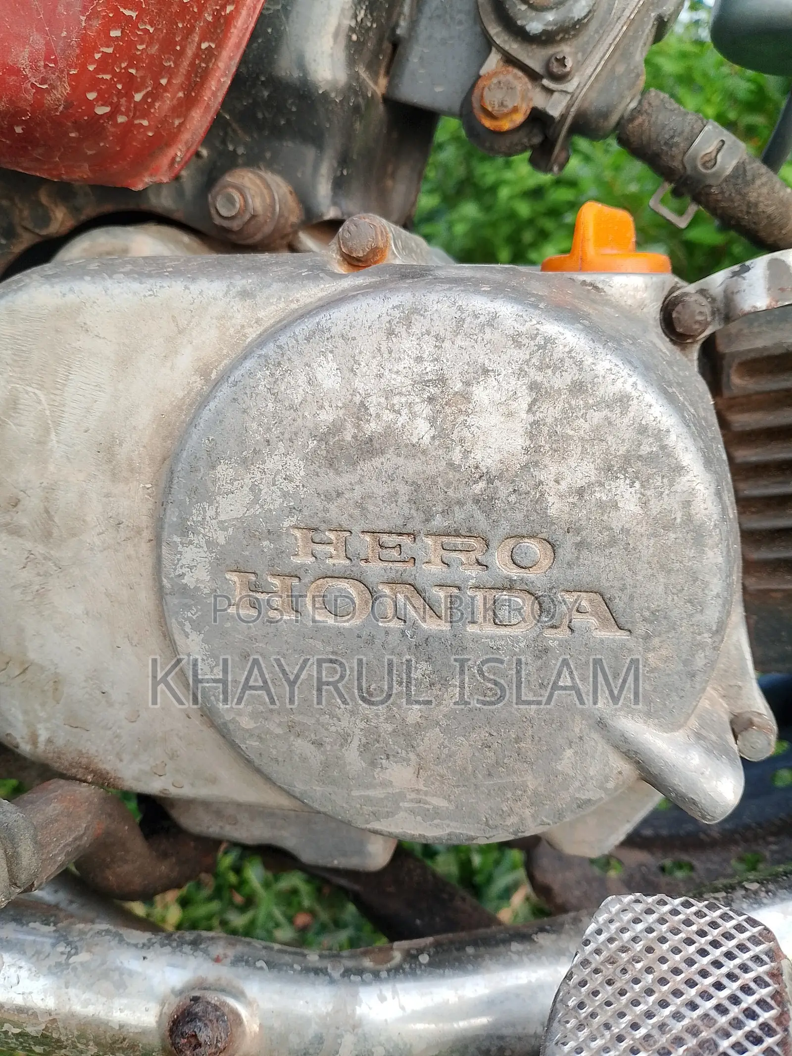 Honda 2000 Red