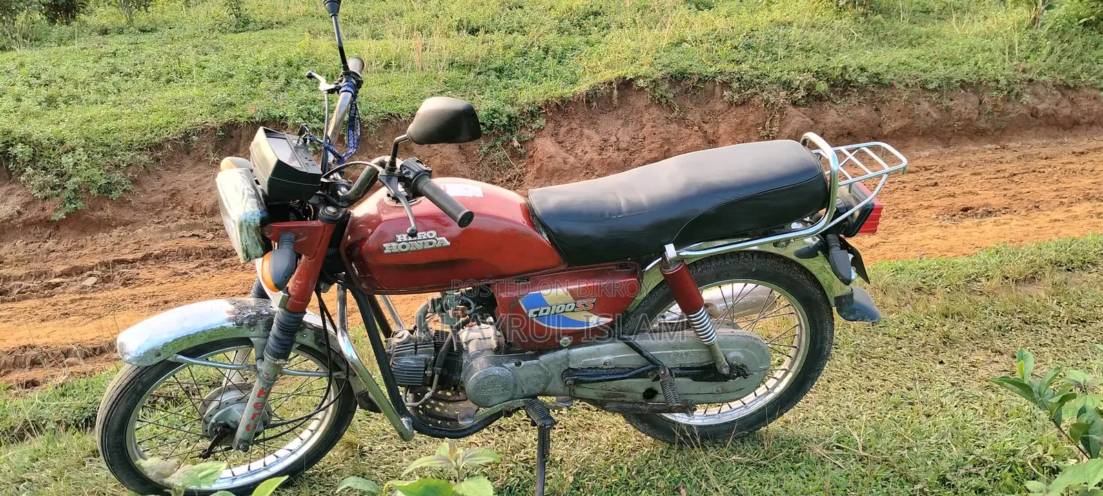 Honda 2000 Red