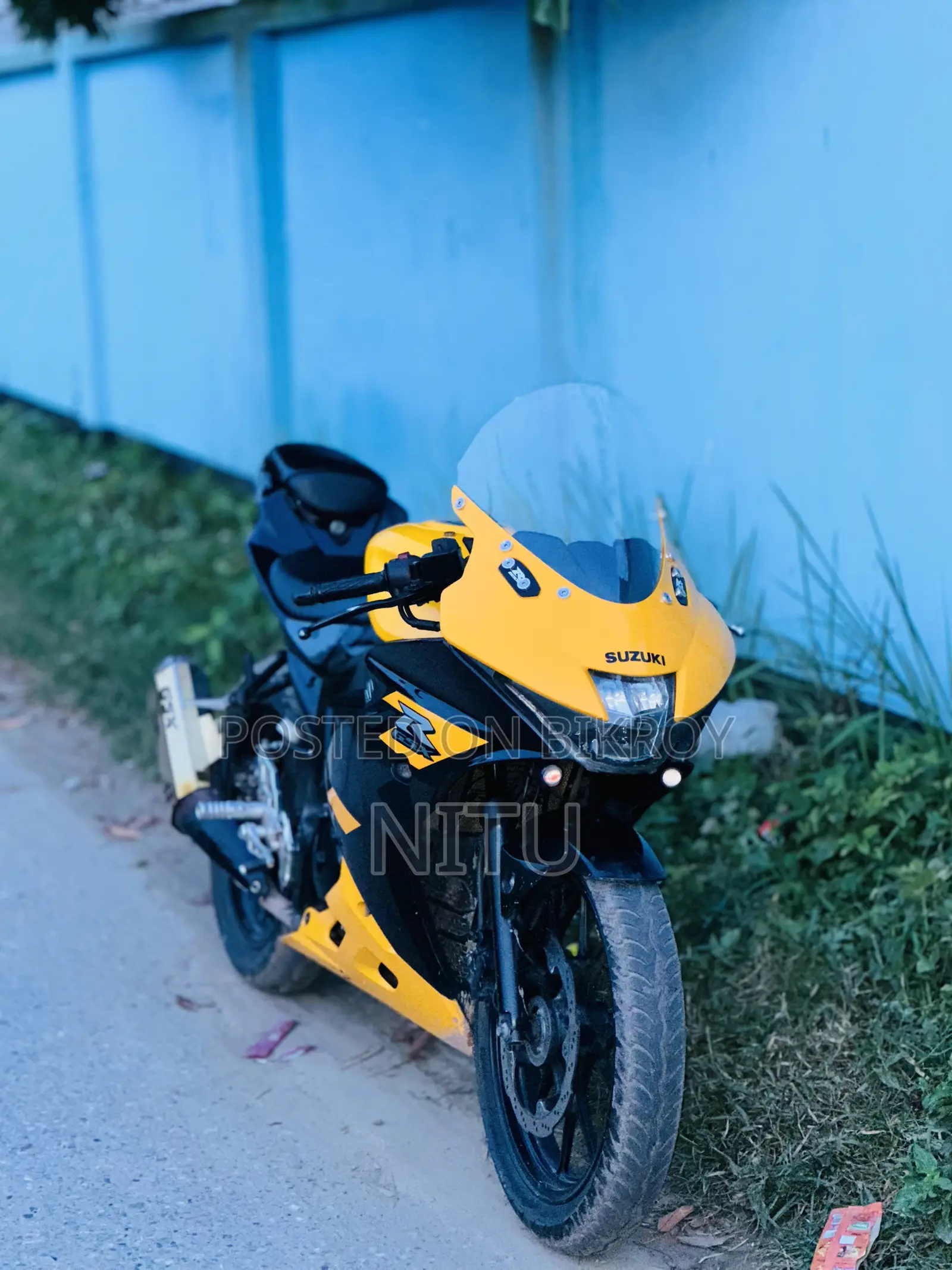 Suzuki GSX-R150 2022 Yellow