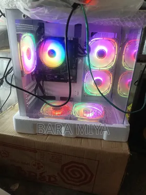 Desktop Computer 8GB Intel Core I7 SSD 128GB