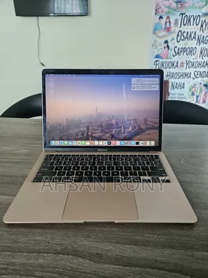 New Laptop Apple MacBook Pro 2020 8GB Intel Core 5 SSD 512GB