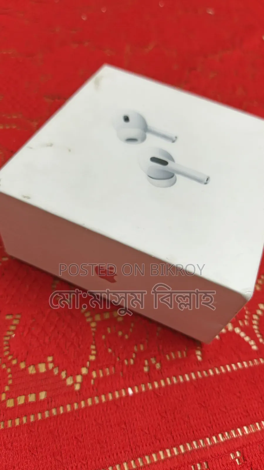 Apple AirPods Pro (2nd Generation) USB-C Charging Case