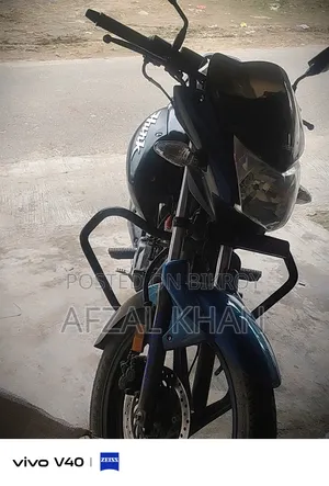 Hero Hunk 2022 Black