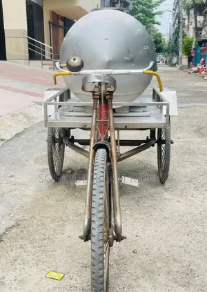 ইমারজেন্সি গরুর দুধ ও মাঠা বিক্রি করার গাড়ি বিক্রি হবে
