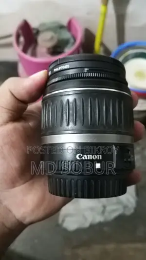 Canon EF-S 18-55mm কিট লেন্স