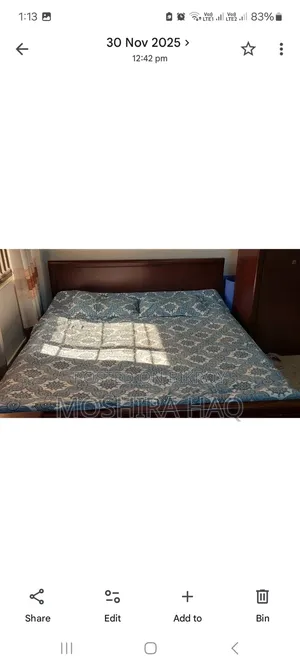 Queen Bed Size 5feet by 7feet