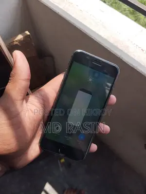 Apple iPhone 8 64 GB Black