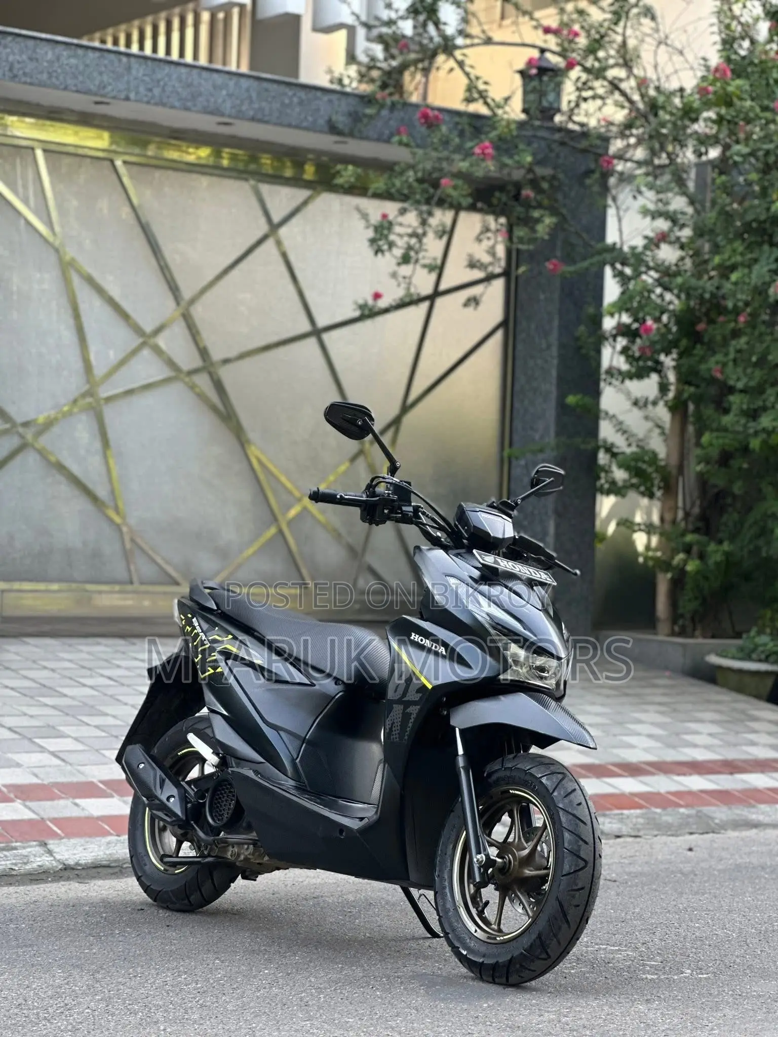 Hero 2026 Black