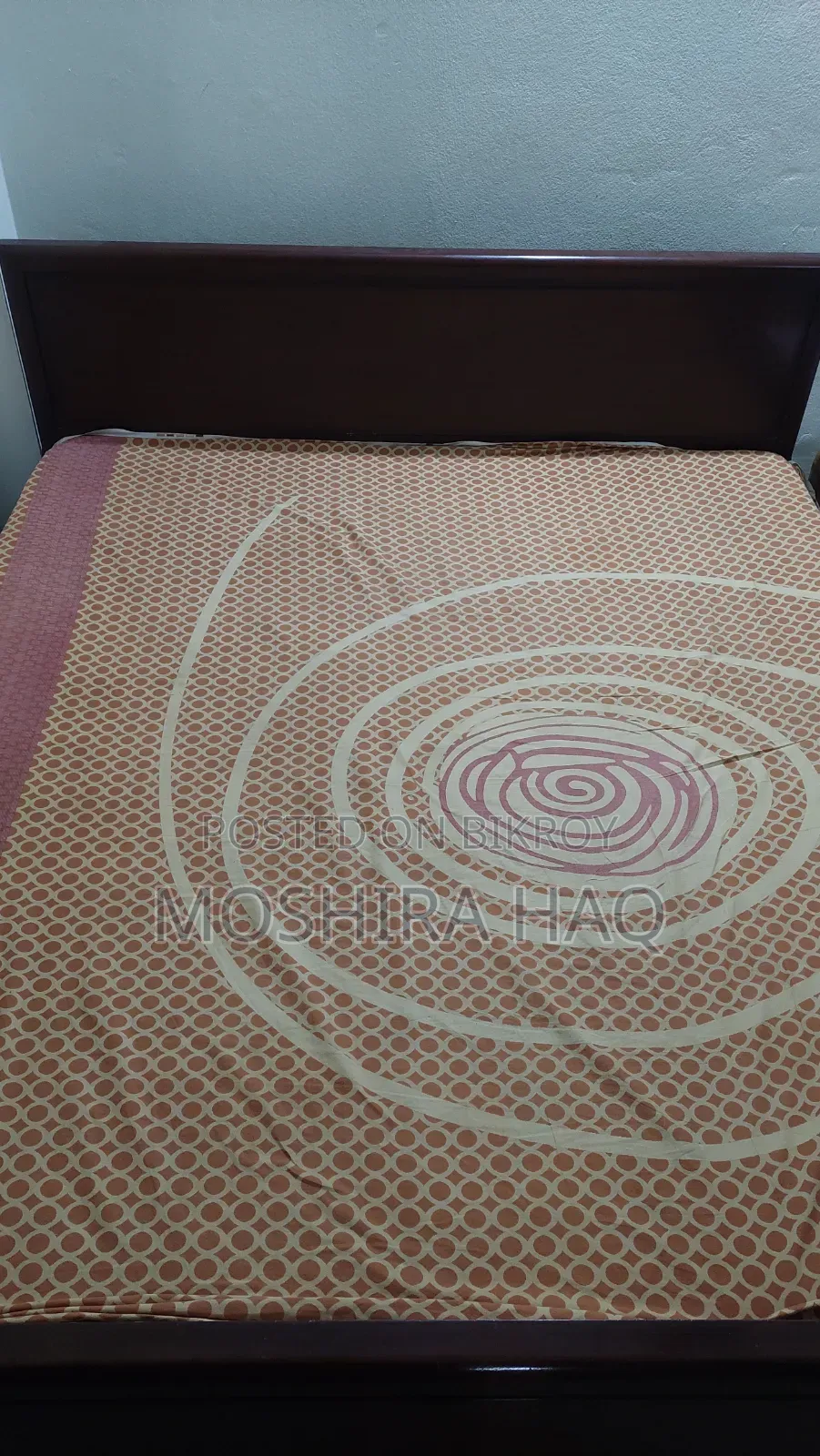 Queen Bed Size 5feet by 7feet