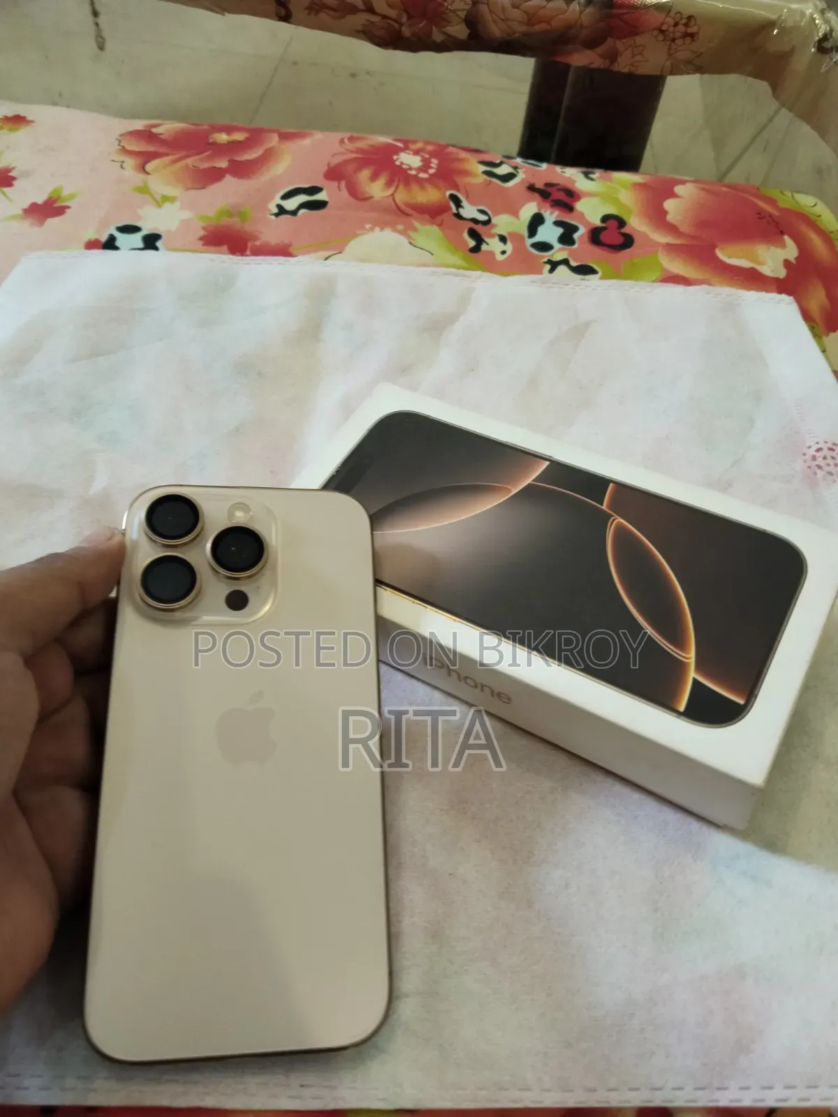 Apple iPhone 16 Pro 256 GB Gold