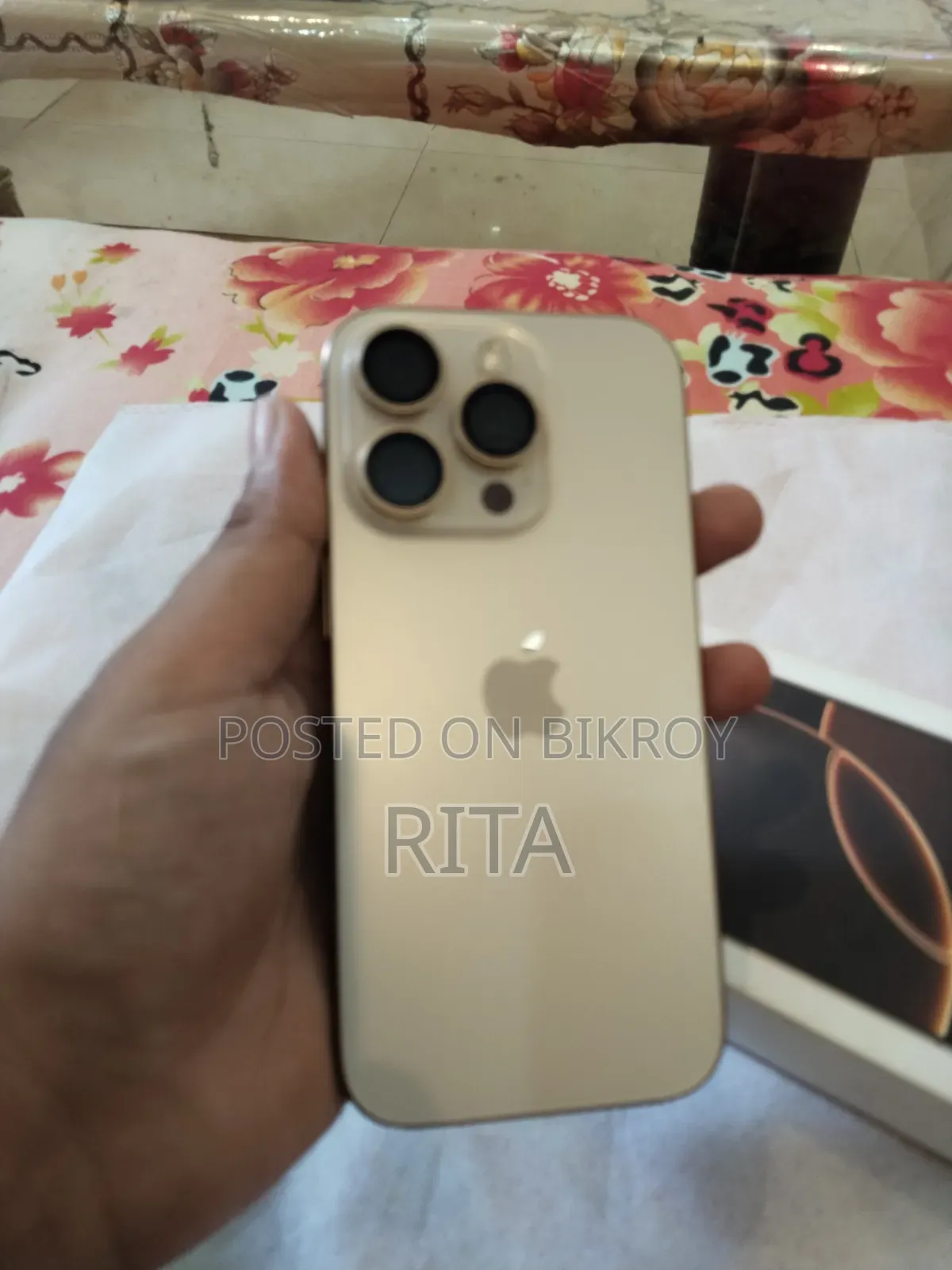 Apple iPhone 16 Pro 256 GB Gold