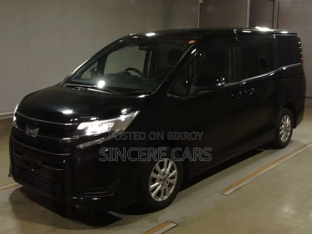 Toyota Noah 2021 Black