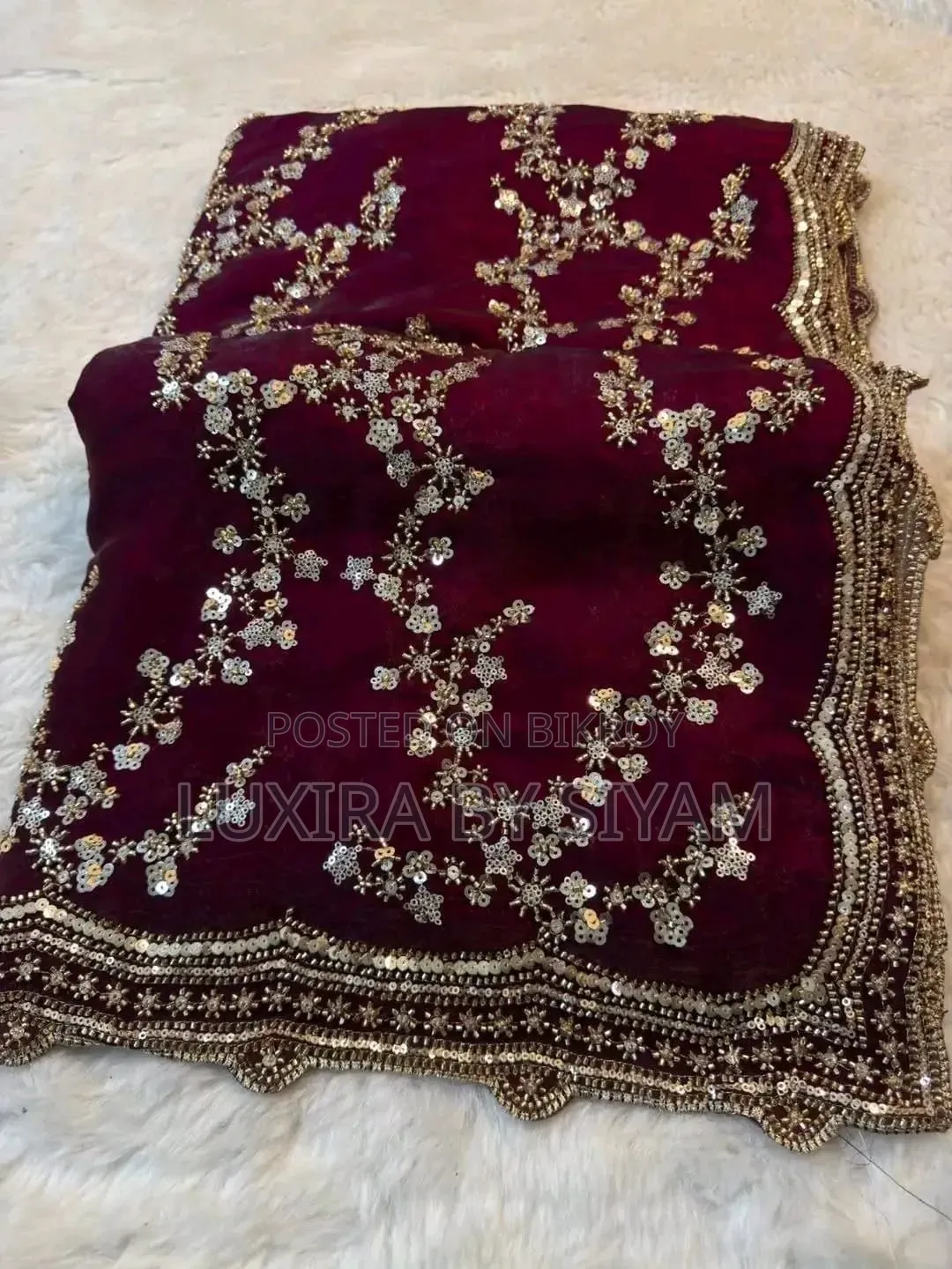 Pure Space Silk Saree Velvet Shine-এর অপূর্ব লুক