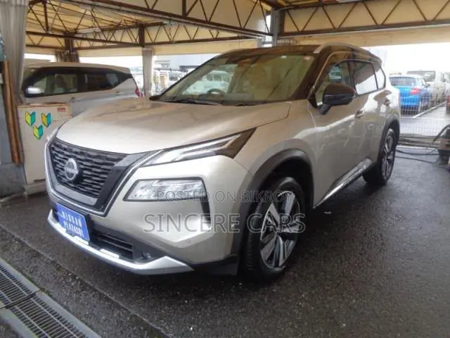 Nissan X-Trail 2023 Gold