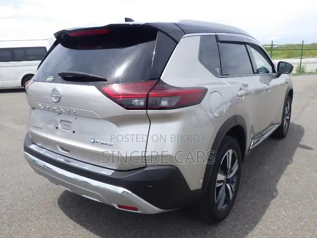Nissan X-Trail 2023 Gold