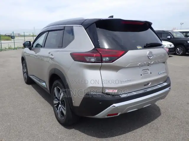 Nissan X-Trail 2023 Gold