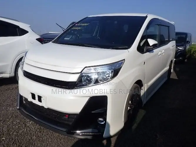 Toyota Noah 2.0 FWD (7 Seater) 2021 Pearl