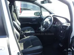 Toyota Noah 2.0 FWD (7 Seater) 2021 Pearl
