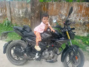 Hero Xtreme 125R 2025 Black
