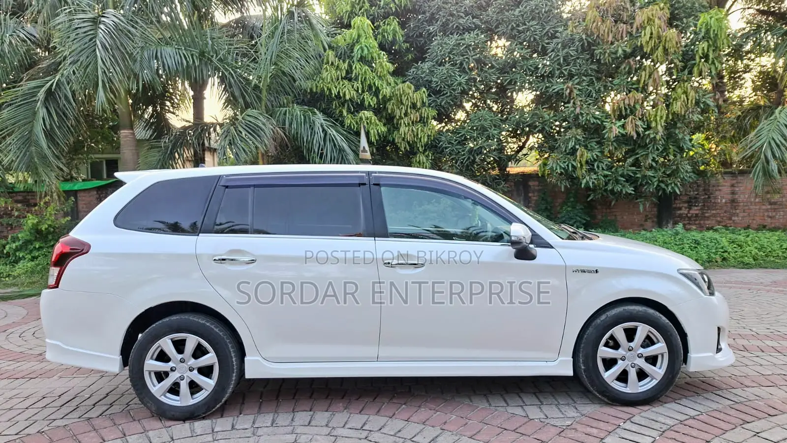 Toyota Axio 2014 Pearl