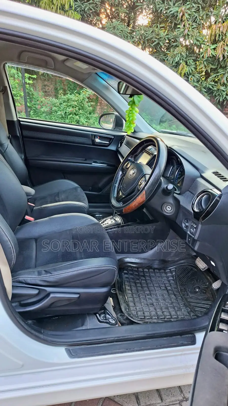 Toyota Axio 2014 Pearl