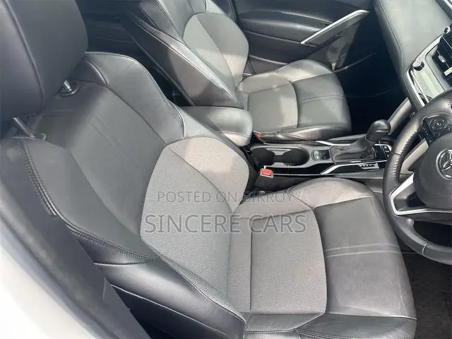 Toyota Corolla Cross 2021 Pearl