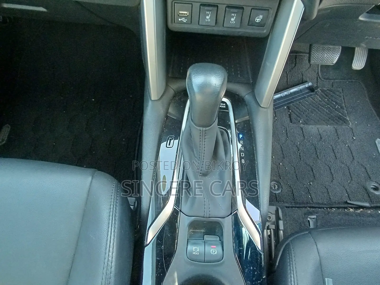 Toyota Corolla Cross 2021 Pearl