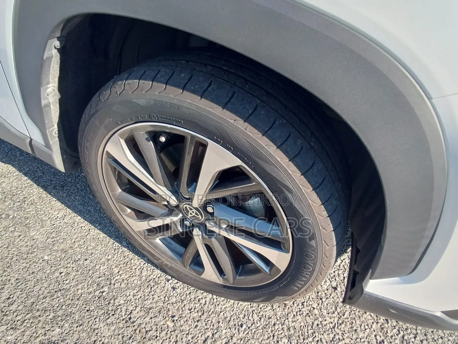 Toyota Corolla Cross 2021 Pearl