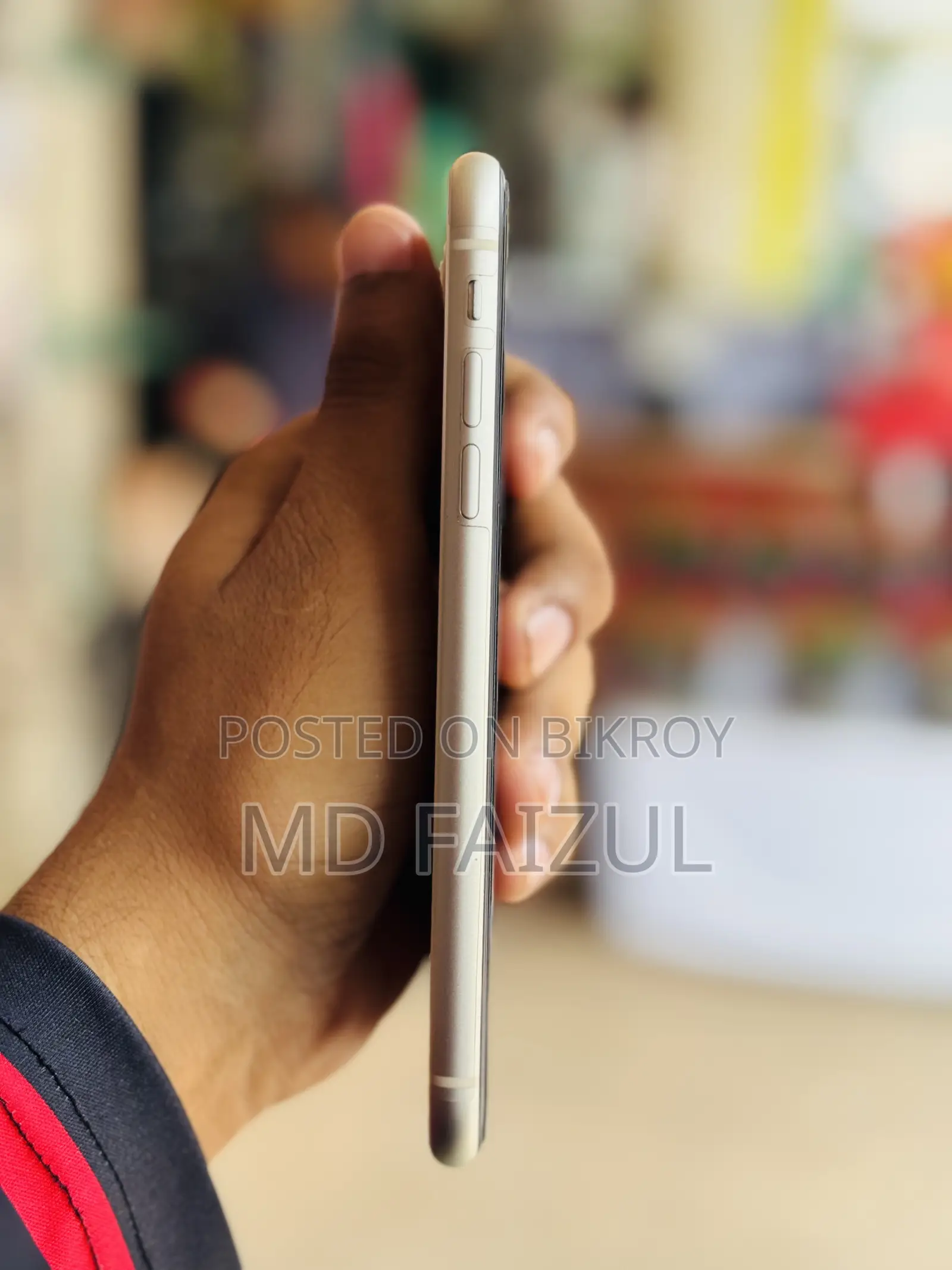 অ্যাপল আইফোন ১১ ১২৮ জিবি হোয়াইট