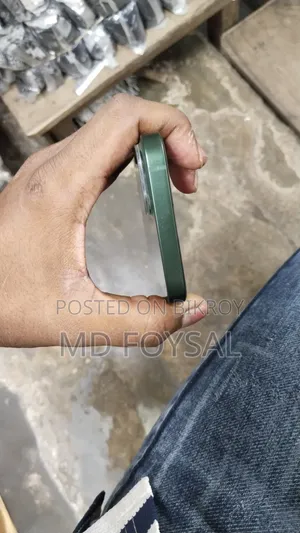 Apple iPhone 13 128 GB Green