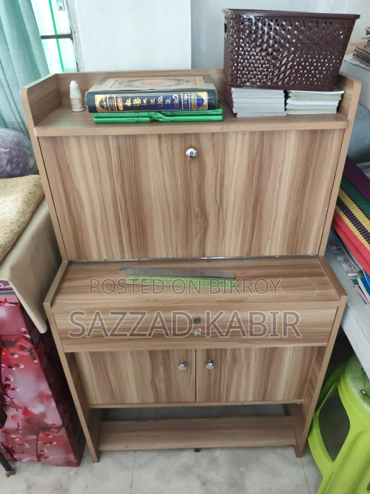 Reading Table