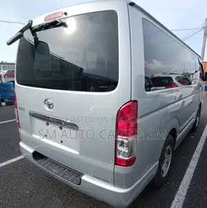 Toyota HiAce 2020 Silver