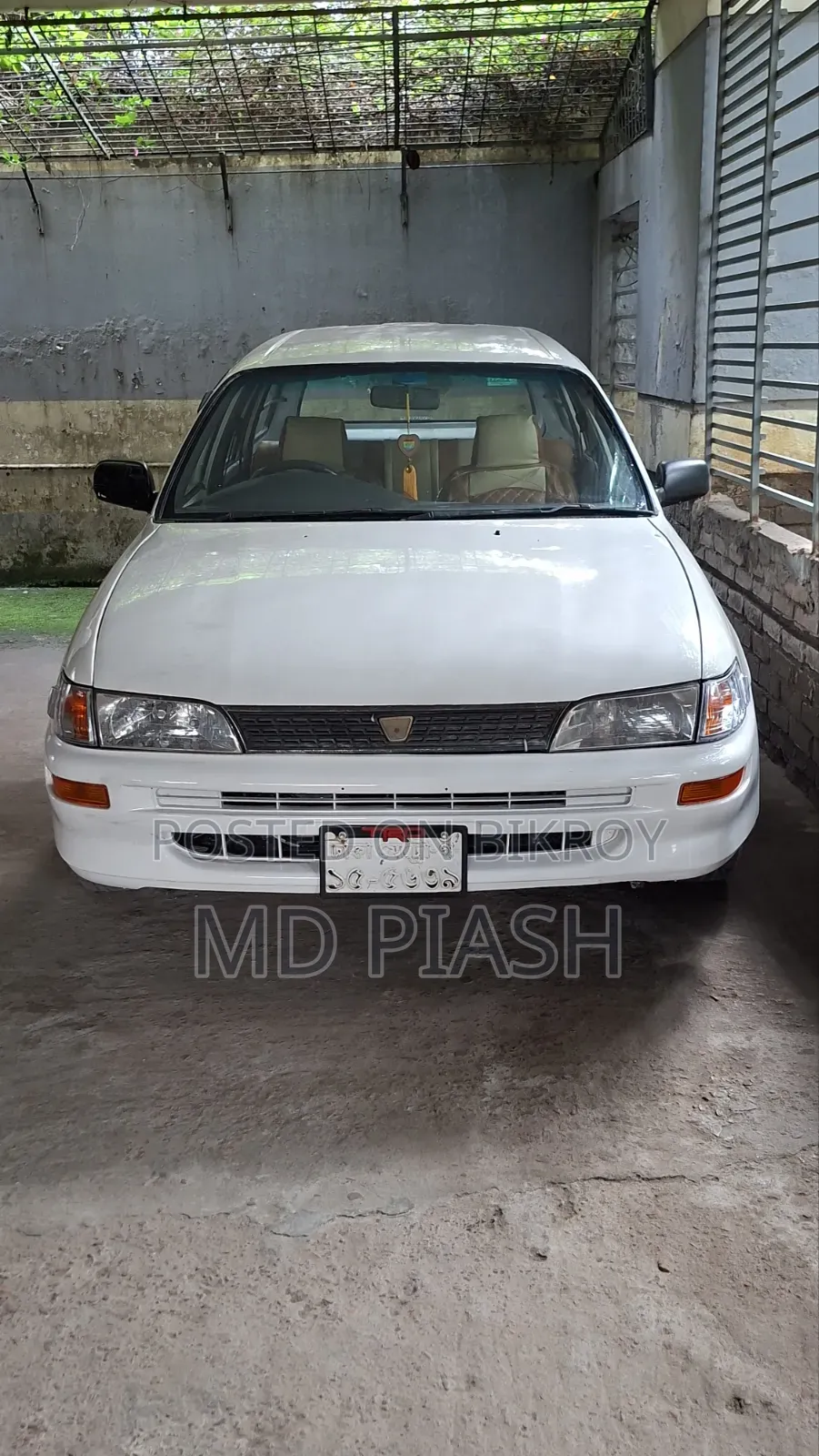 Toyota Corolla II 1999 White
