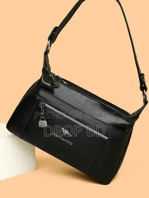 Stylish Practical Large Capacity Crossbody Bag (Black) Sku: D1192