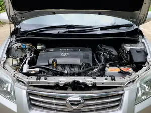 Toyota Axio 1.5 X 2WD 2010 Silver